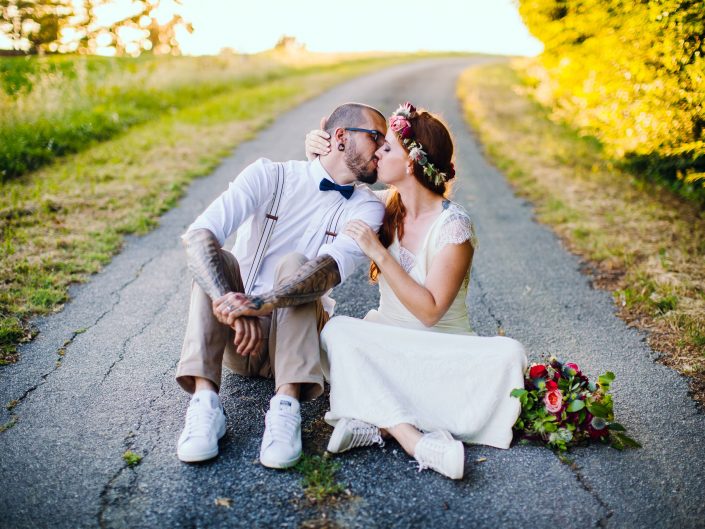 photo de couple mariage funky mariés tatoués