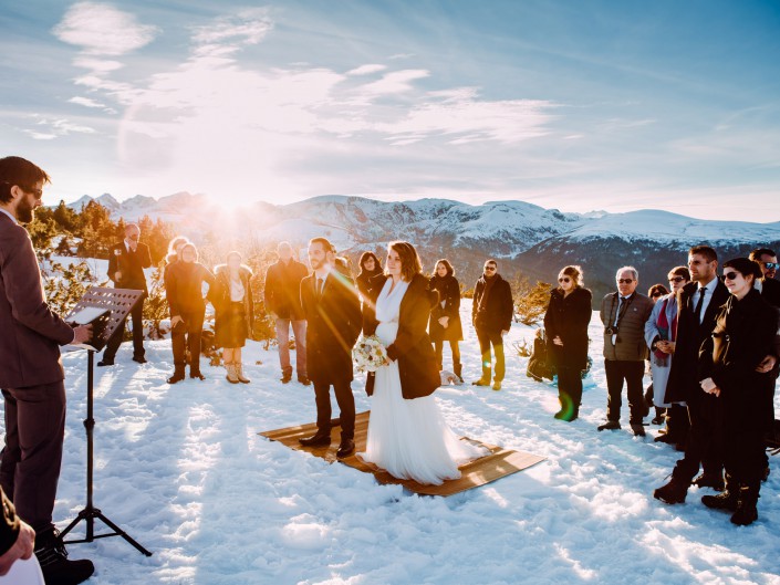 cérémonie laique aux pieds des Pyrénées, mariage hiver