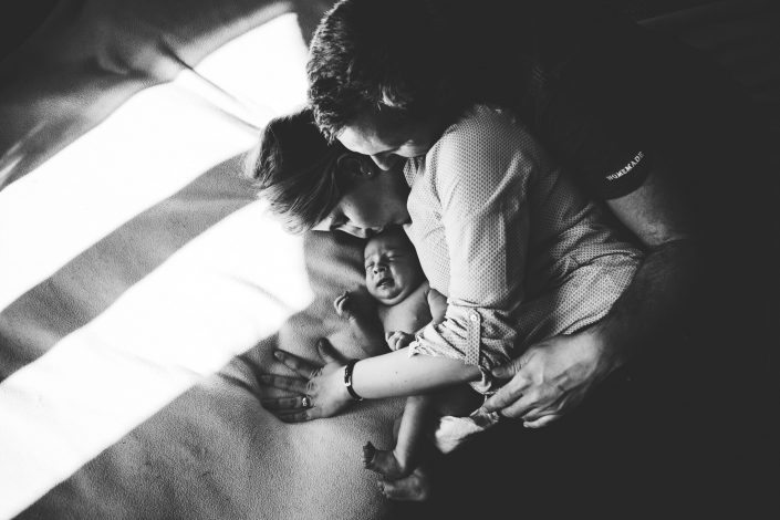 photographe bébé et naissance à foix ariège