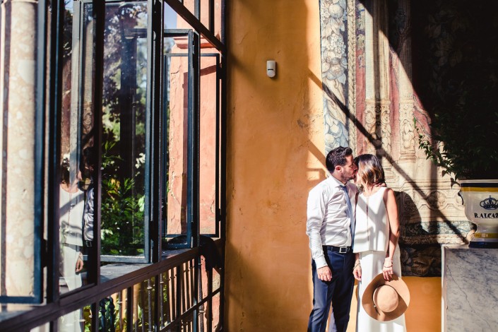 Trash the dress à l'alcazar de Séville, Espagne