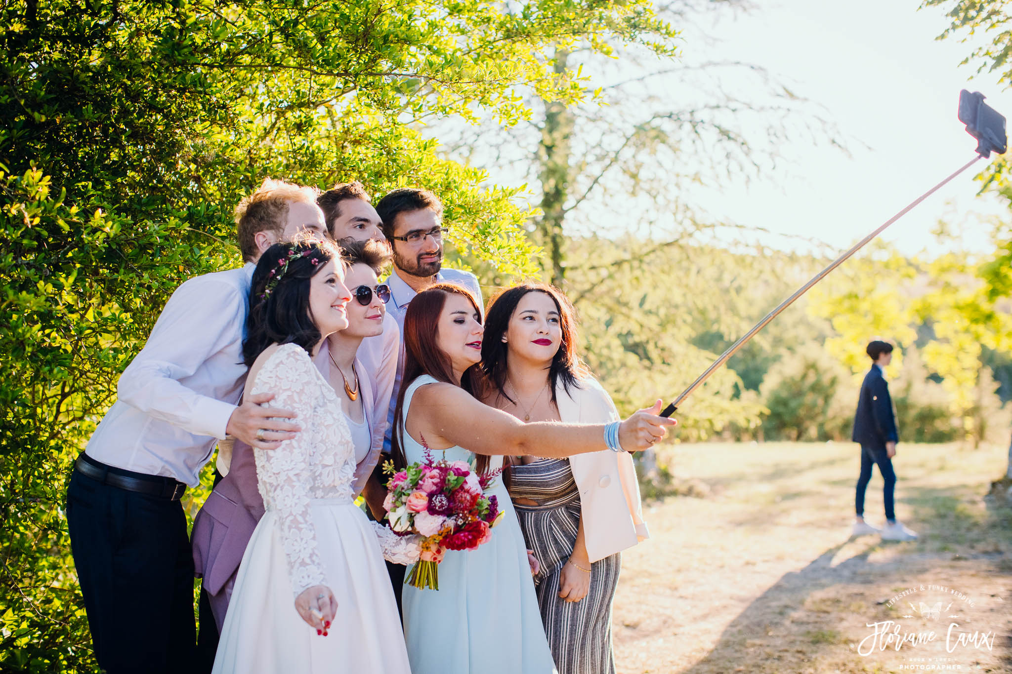 photos-de-groupes-originales-mariage-cahors-golden-hour-5