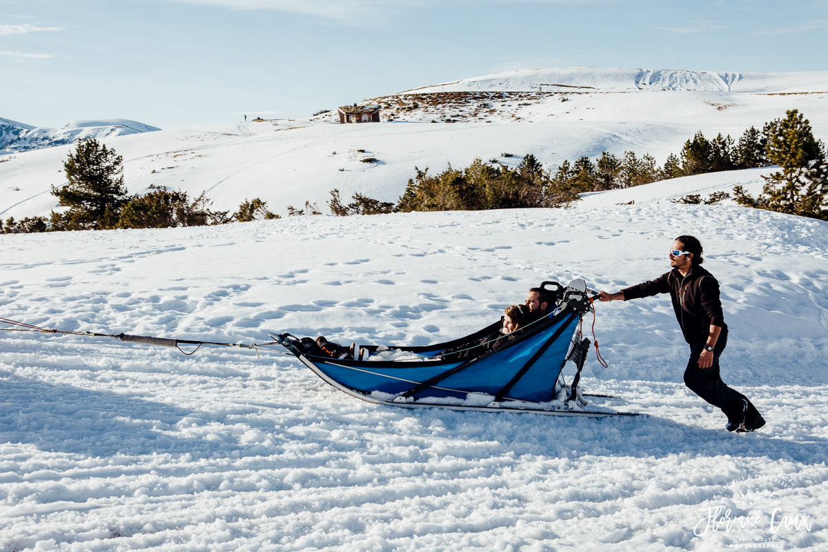mariage chiens de traîneaux dans les pyrénées