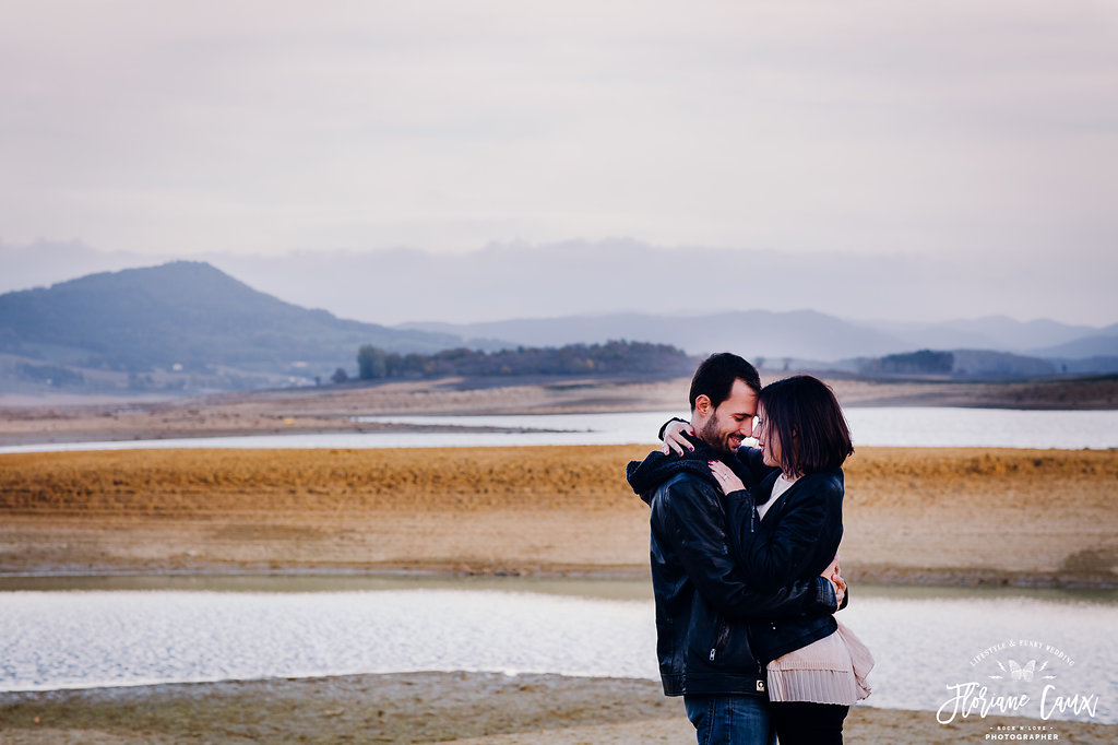 seance-photo-couple-lac-desert-ariege (24)