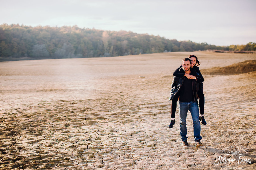 seance-photo-couple-lac-desert-ariege (6)