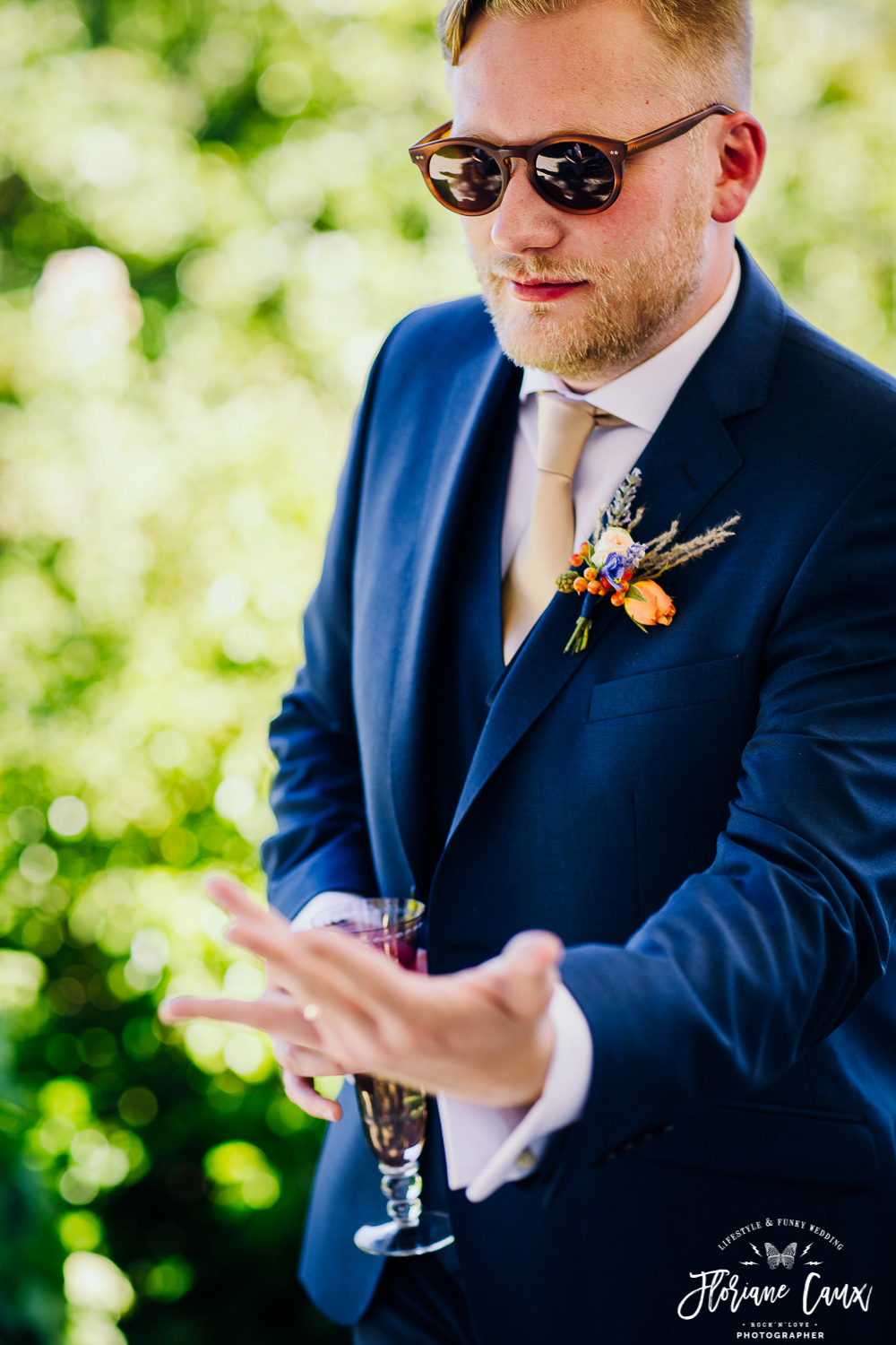 destination-wedding-photographer-France-Chateau-Abbaye-de-Camon (51)