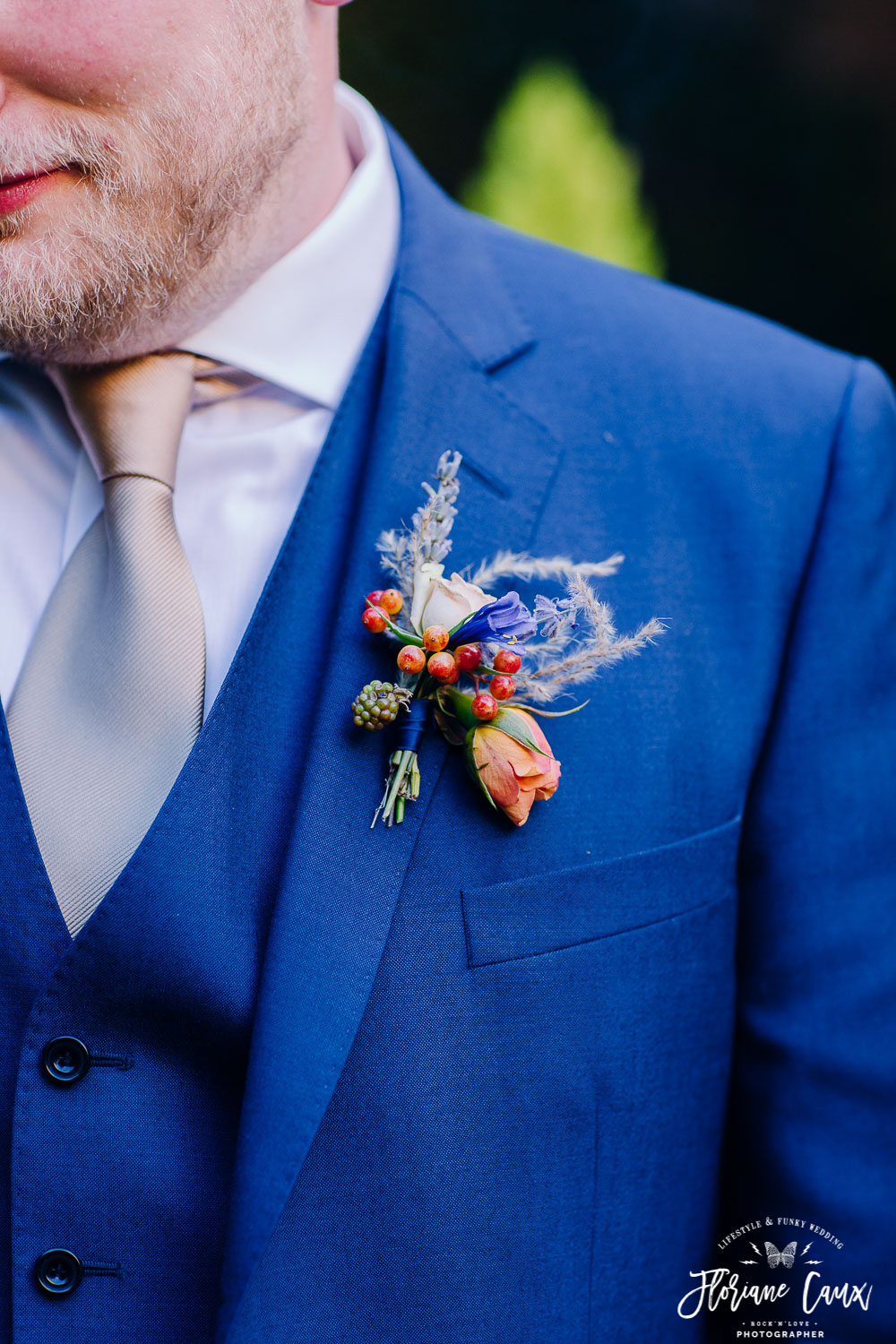 destination-wedding-photographer-France-Chateau-Abbaye-de-Camon (81)
