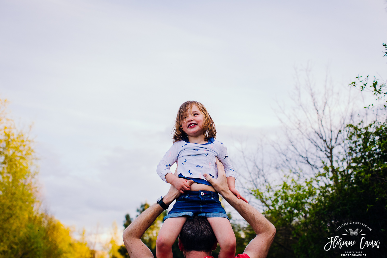 seance-photo-famille-parc-maourine-toulouse-golden-hour (10)