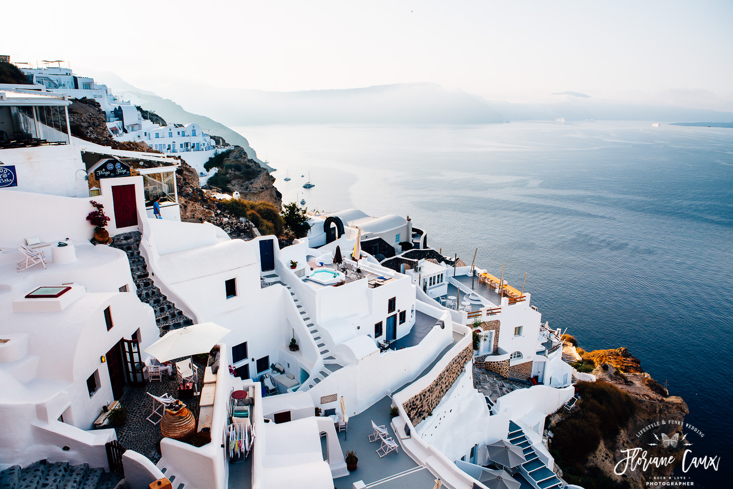 elopement-Santorini-oia-wedding-photographer (10)
