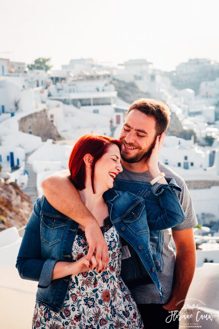 séance photo amoureux à Santorin