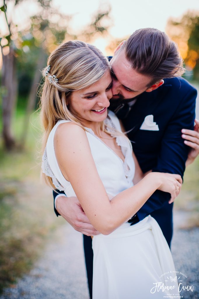 photo de couple golden hour domaine du beyssac