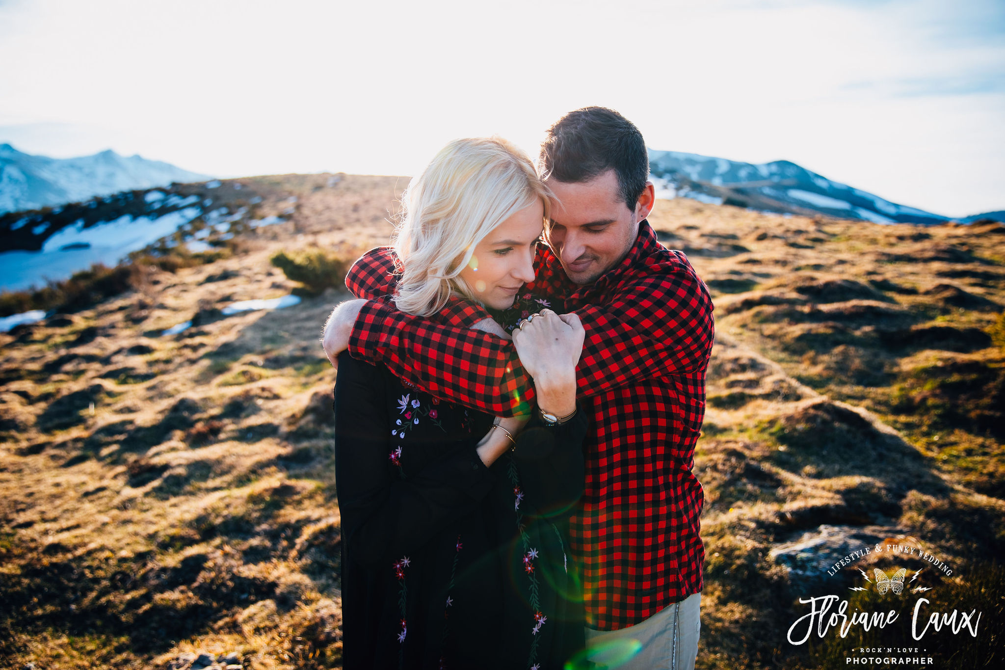 seance-photo-couple-grossesse-montagne-pyrenees (14)