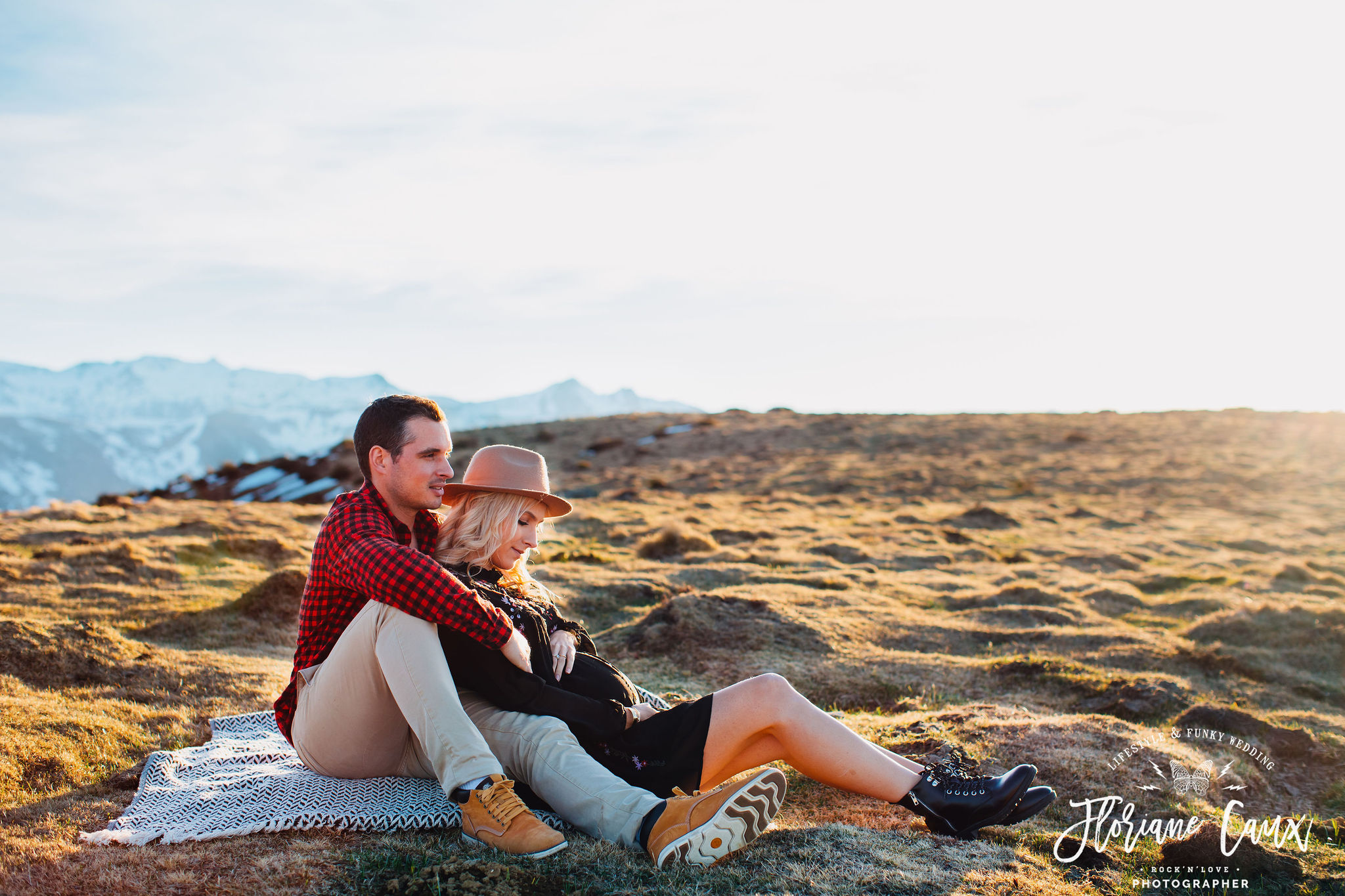 seance-photo-couple-grossesse-montagne-pyrenees (27)