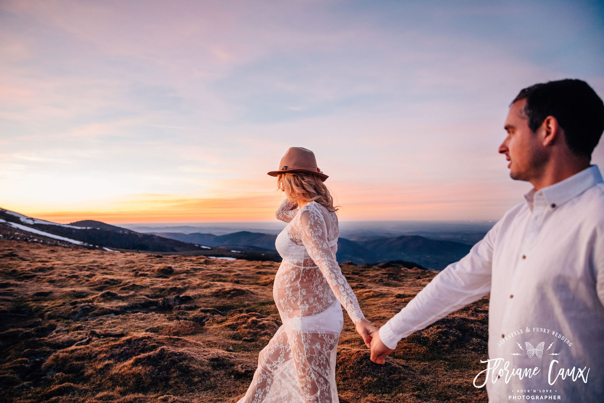 seance-photo-couple-grossesse-montagne-pyrenees (55)