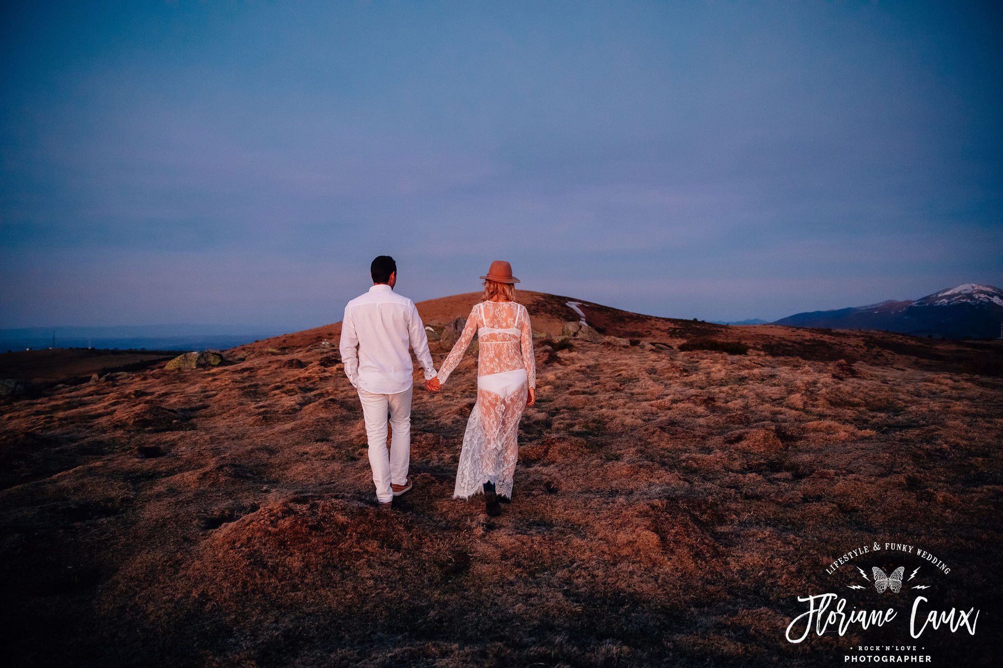 seance-photo-couple-grossesse-montagne-pyrenees (64)