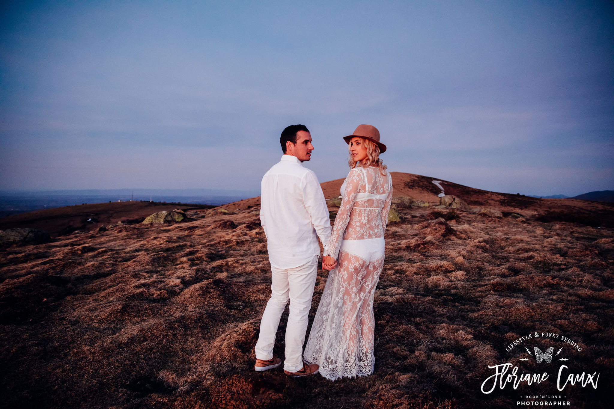 seance-photo-couple-grossesse-montagne-pyrenees (65)