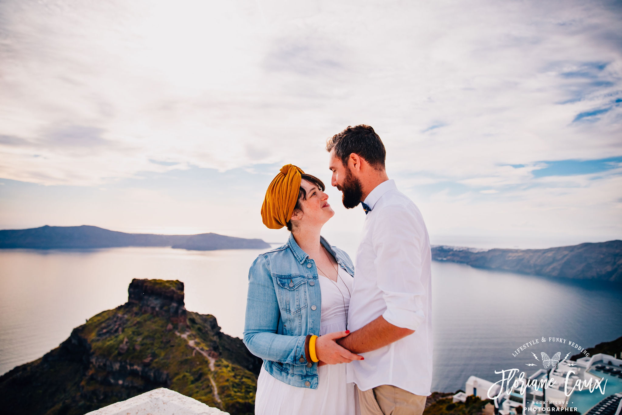 photographe-elopement-mariage-santorin (10)