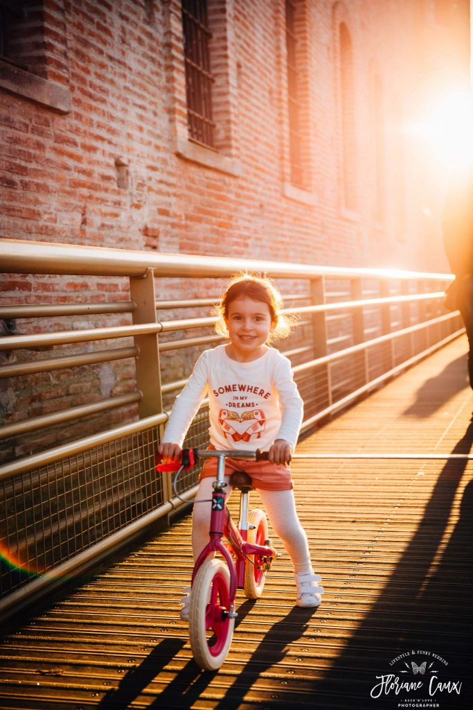 photographe famille Toulouse passerelle Viguerie Garonne