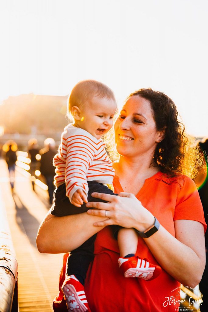 photographe famille Toulouse passerelle Viguerie Garonne