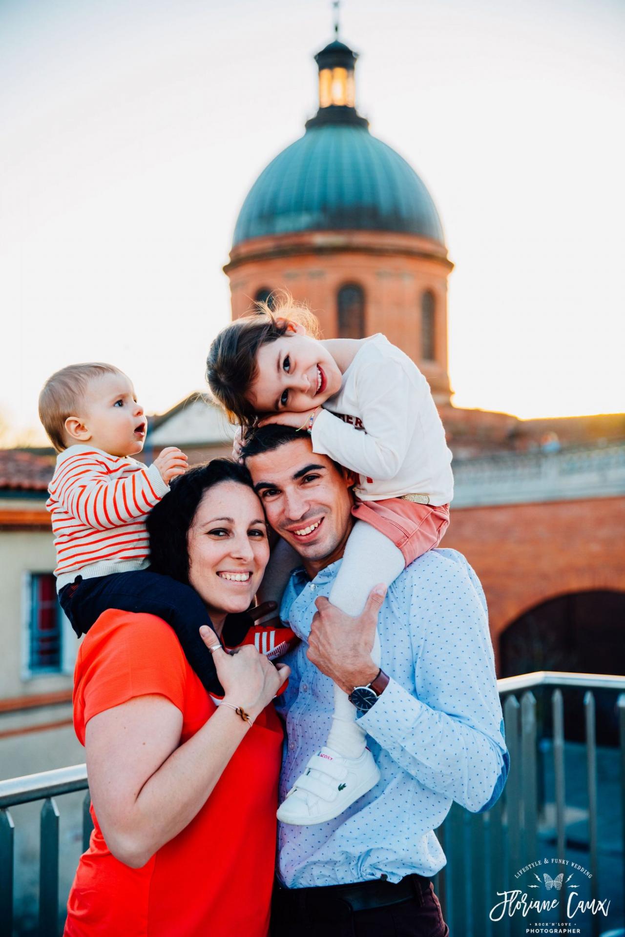 Seance-photo-famille-Toulouse-Jardin-Raymond-VI-Viguerie (32)