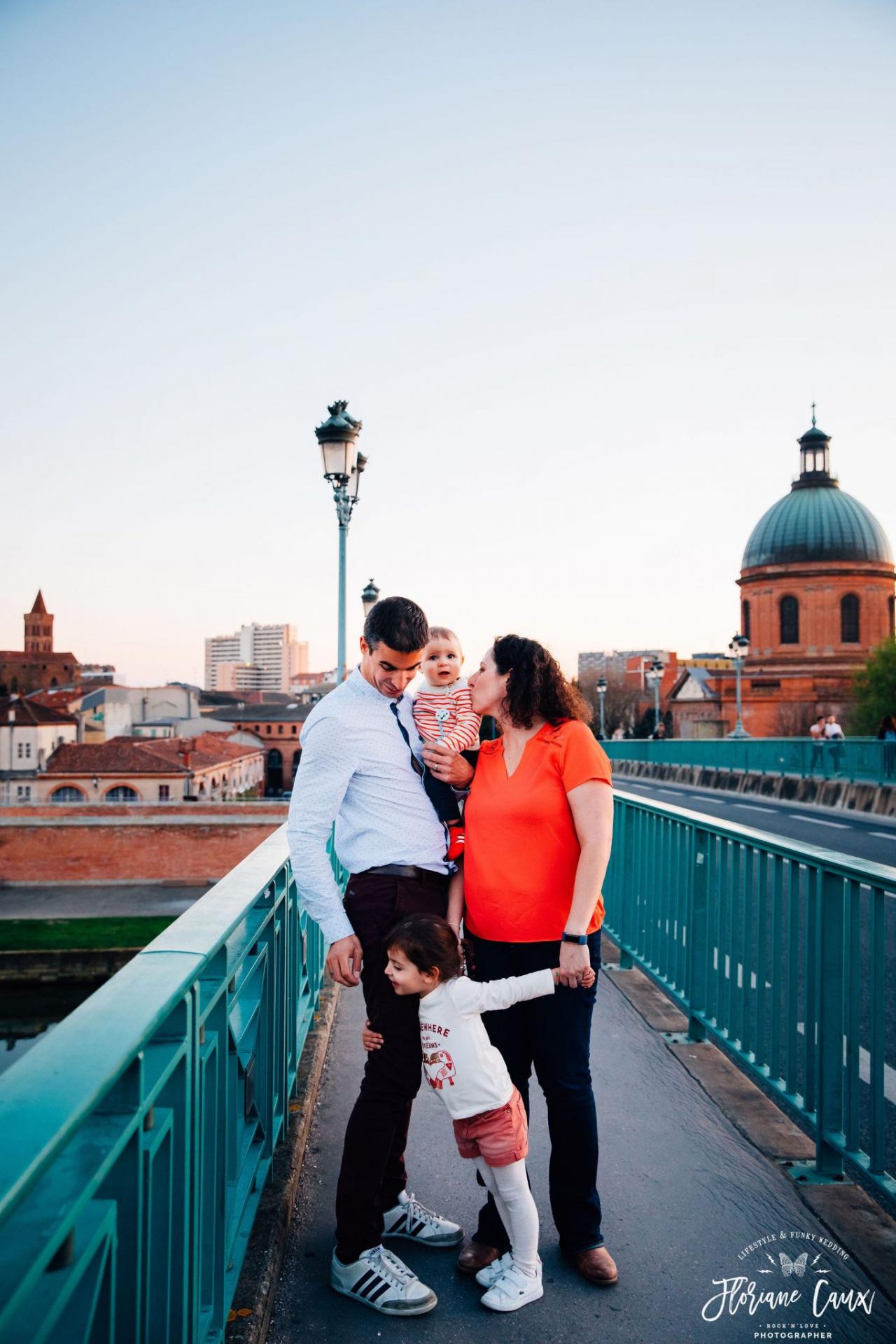 séance photo famille Toulouse Pont Saint Pierre
