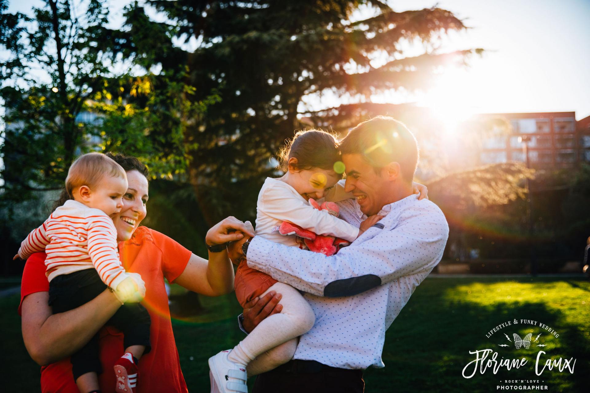 Seance-photo-famille-Toulouse-Jardin-Raymond-VI-Viguerie (9)
