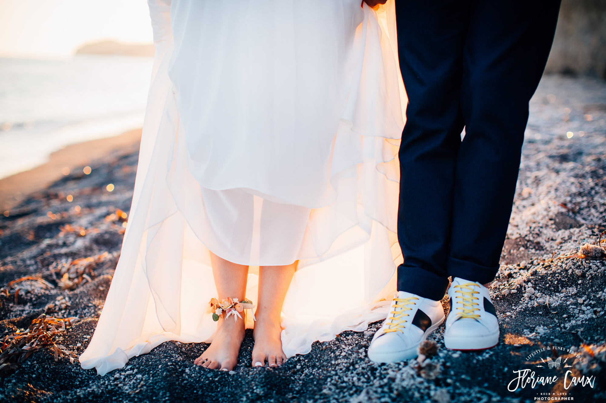 photographe-mariage-Santorin-oia-coucher-de-soleil-Floriane-Caux (18)