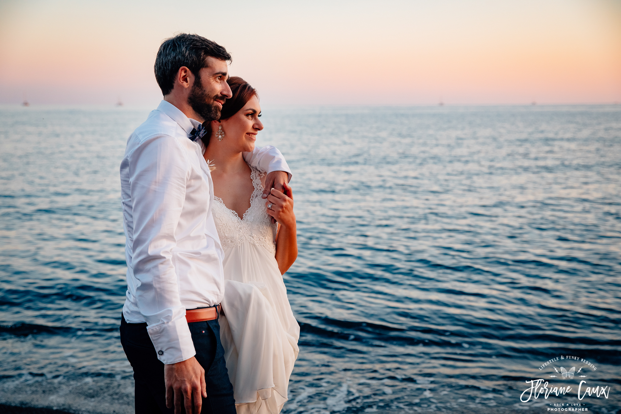 photographe-mariage-Santorin-oia-coucher-de-soleil-Floriane-Caux (24)