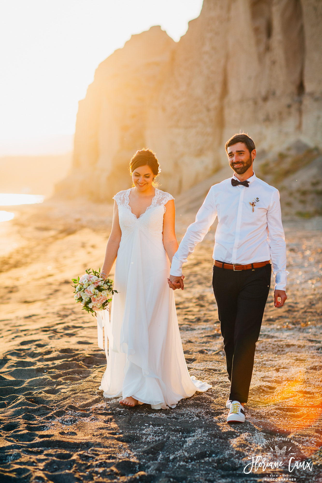 photographe-mariage-Santorin-oia-coucher-de-soleil-Floriane-Caux (3)