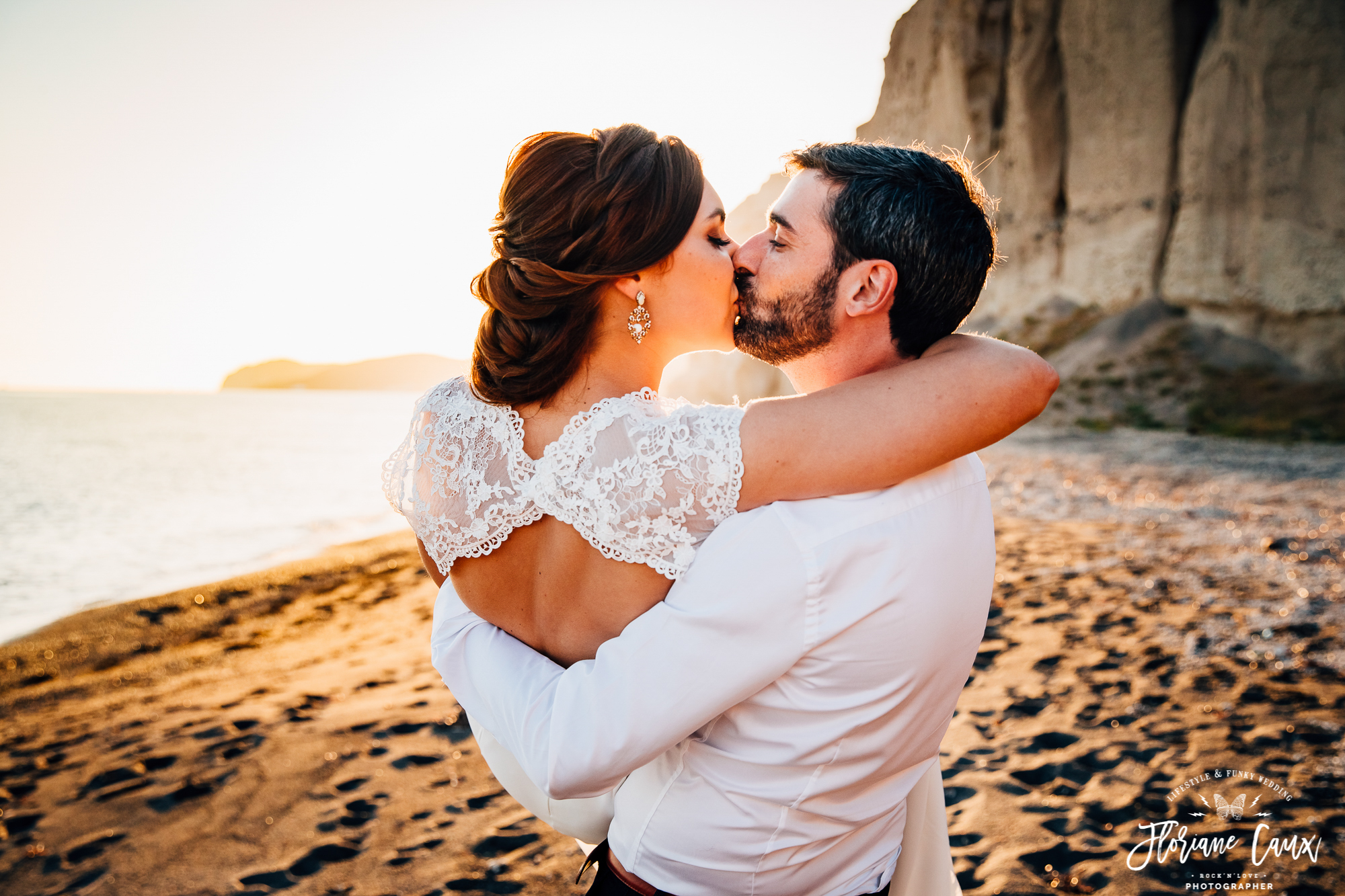 photographe-mariage-Santorin-oia-coucher-de-soleil-Floriane-Caux (7)