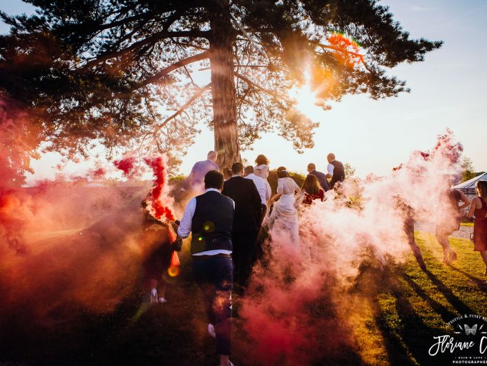 photographe mariage toulouse photos de groupes funky avec fumigènes