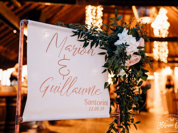 thros wave bar Santorini wedding