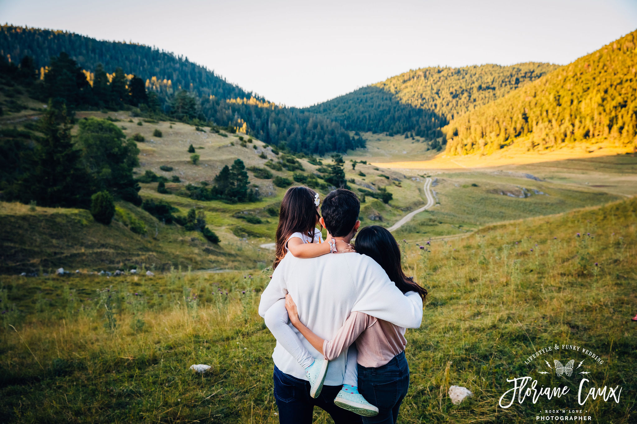 seance-photo-famille-montagne-pyrénées-Aude-pays-de-sault (37)