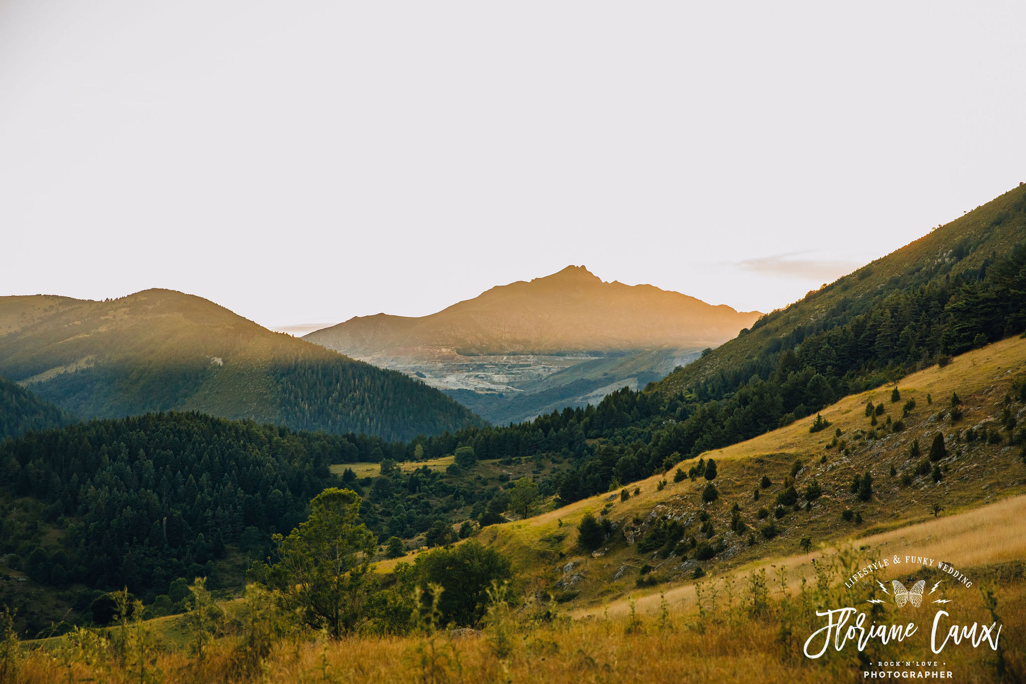 seance-photo-famille-montagne-pyrénées-Aude-pays-de-sault (45)